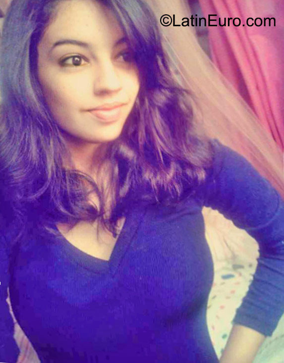 Date this sultry Brazil girl Paloma from Sao Paulo BR9439