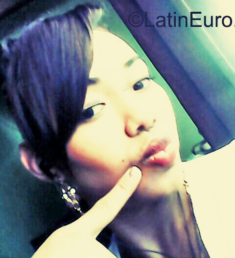 Date this georgeous Honduras girl Jennifer from Tegucigalpa HN1677