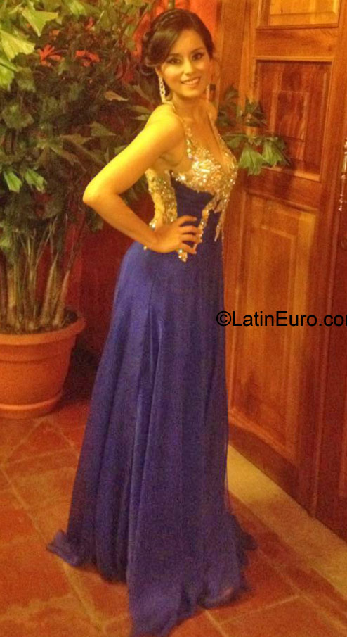 Date this foxy Honduras girl Iveth from Comayagua HN1688