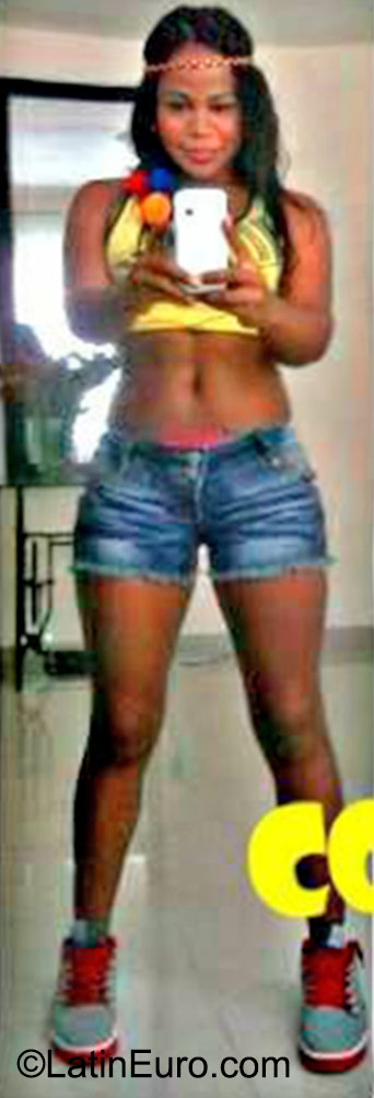 Date this passionate Colombia girl Miller from Cali CO18007