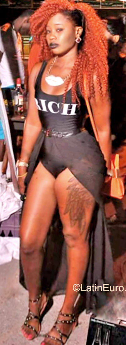 Date this hard body Jamaica girl Stacy from Kingston JM2147