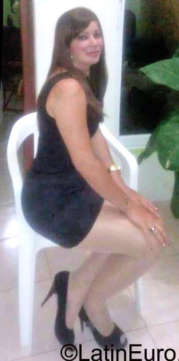 Date this charming Dominican Republic girl Aliza from La Vega DO26241