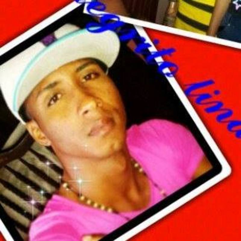 Date this happy Dominican Republic man Deivi moreno from Anto Domingo DO23350