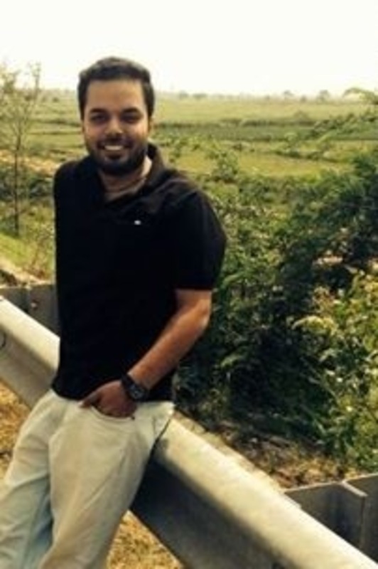 Date this passionate India man Sanjeev from Delhi IN285