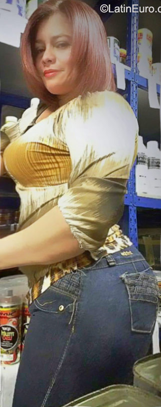 Date this hard body Panama girl Alicia from Panama City PA707