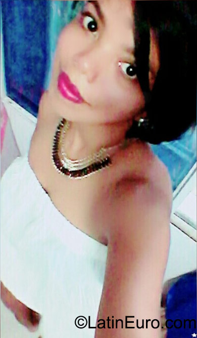 Date this hot Colombia girl Esperanza from Bogota CO18090