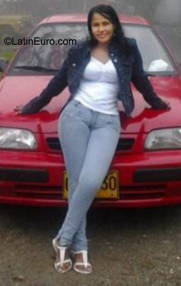 Date this exotic Colombia girl Shiliticia from Cali CO18101