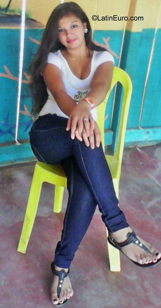 Date this sensual Honduras girl Alejandra from Tegucigalpa HN1732