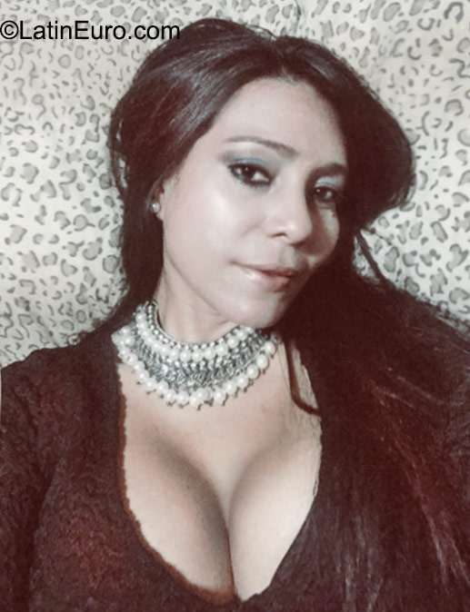 Date this cute Panama girl Gabriela from Panama City PA717