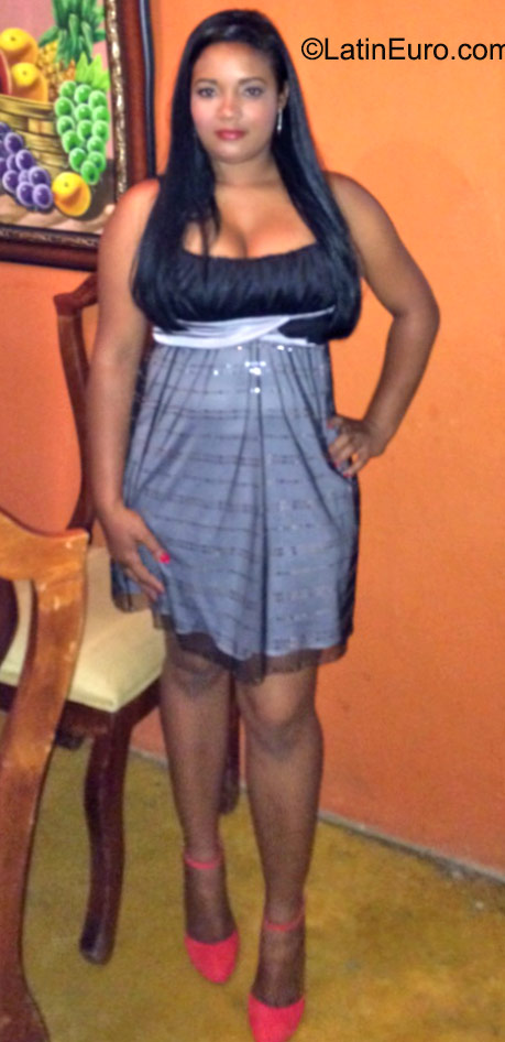 Date this funny Dominican Republic girl Rosa from San Cristobal DO23524
