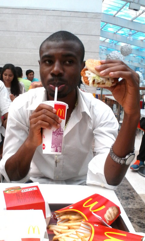 Date this nice looking Brazil man Kingsley from Ontario EN73