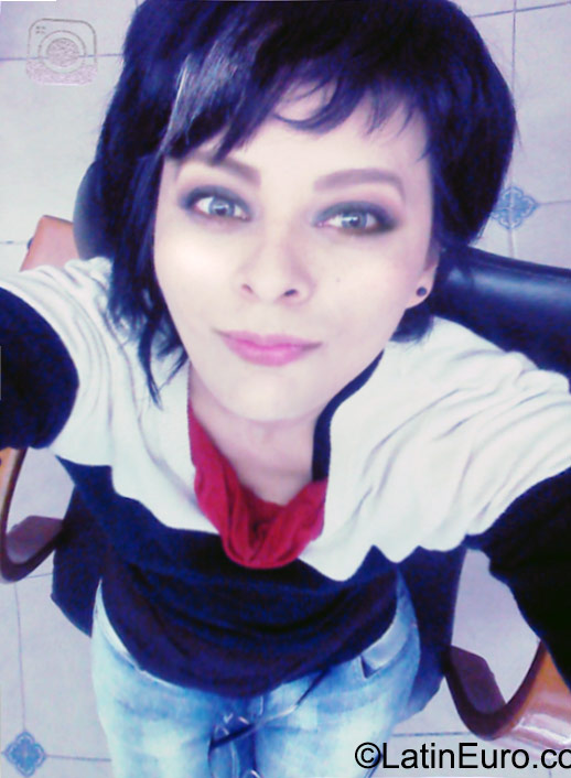 Date this delightful Mexico girl Lia from Mexico City MX1457
