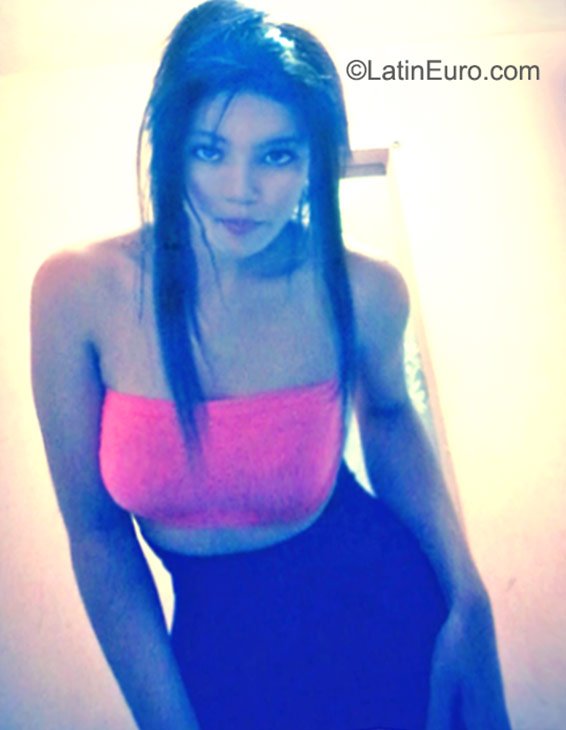 Date this exotic Dominican Republic girl Teany from Santo Domingo DO23595