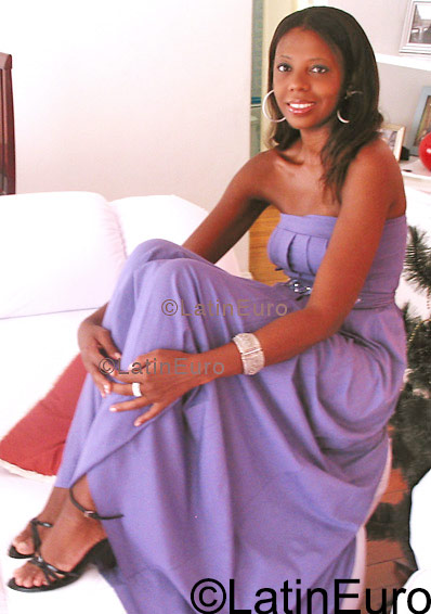 Date this delightful Brazil girl Jandaira from Salvador BR9485