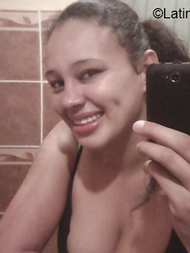 Date this nice looking Honduras girl Martha from Tegucigalpa HN1789