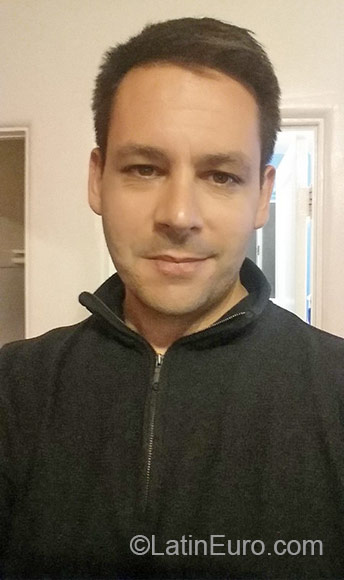 Date this good-looking Switzerland man Parusacahotmail from Lucerne CH138