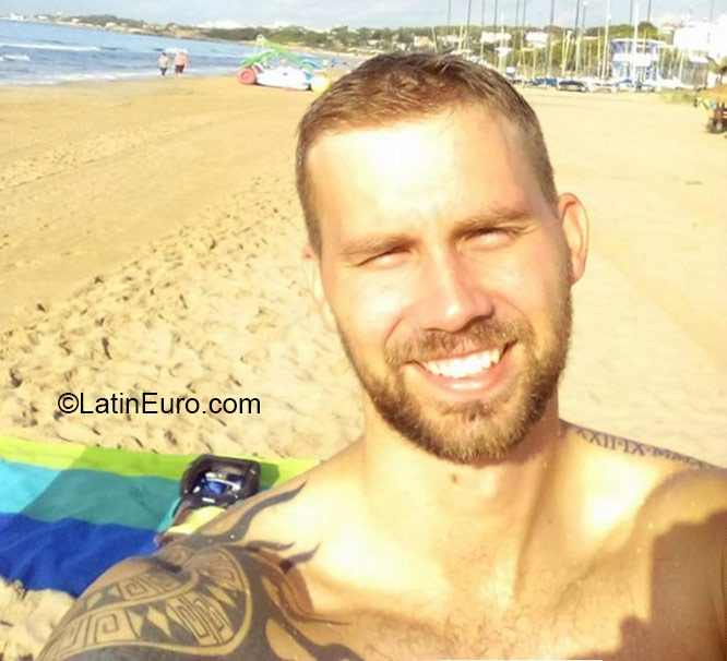 Date this passionate Czech Republic man GeorgeCC from Prague CZ12