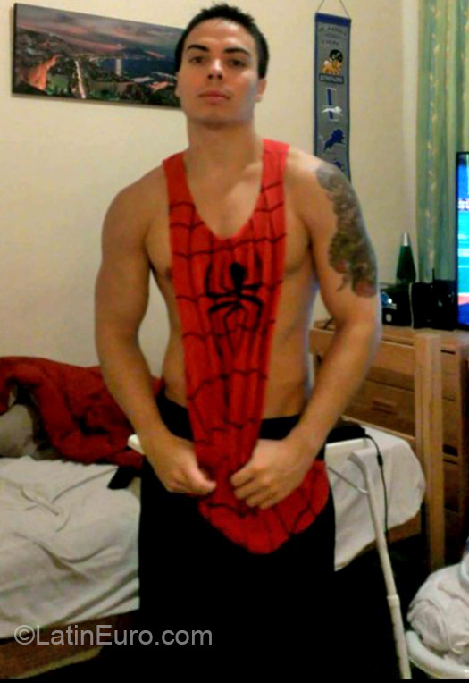 Date this cute Italy man Travis from Naples IT262