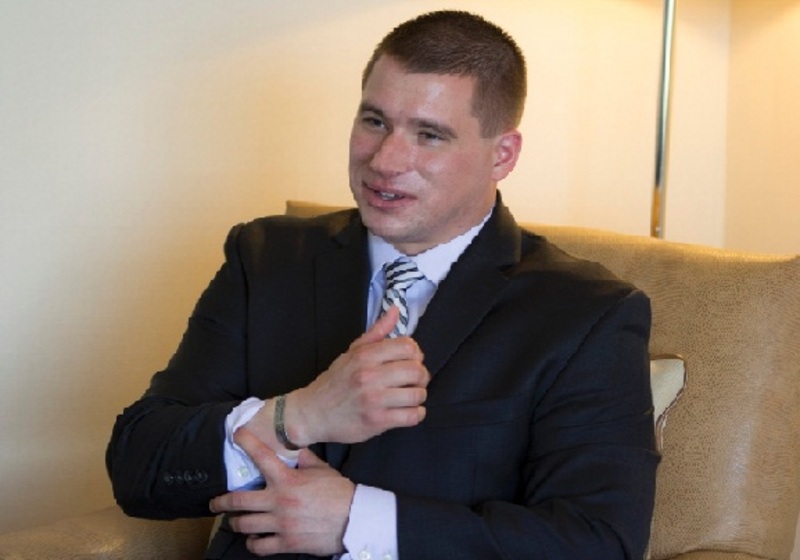 Date this cute United States man Gary from Fort Knox US16735