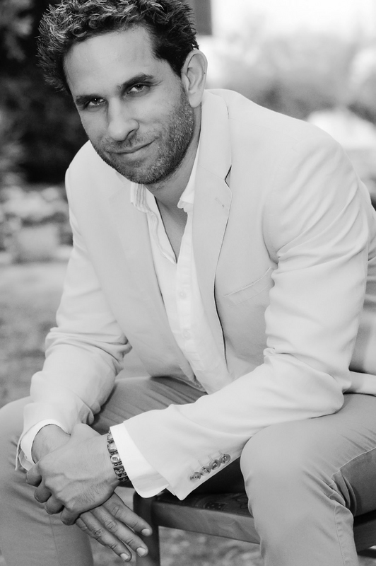 Date this exotic United States man EstefanYossifov from Los Angeles US16743