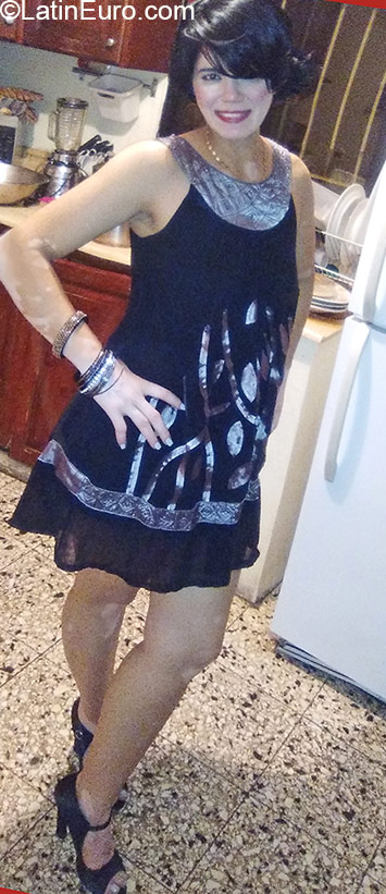 Date this funny Dominican Republic girl Ady from Santo Domingo DO24104