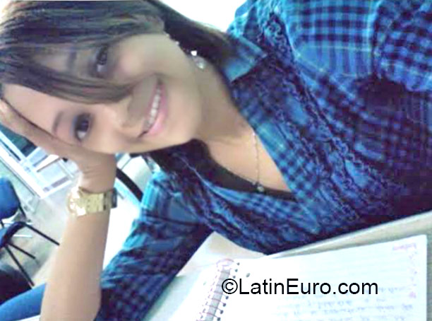 Date this lovely Dominican Republic girl Radi from Boca Chica DO24247