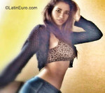 happy Colombia girl Diana from Bogota CO18394