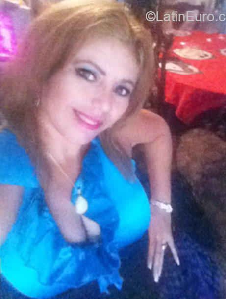 Date this pretty Honduras girl Maria from San Pedro sula HN1873