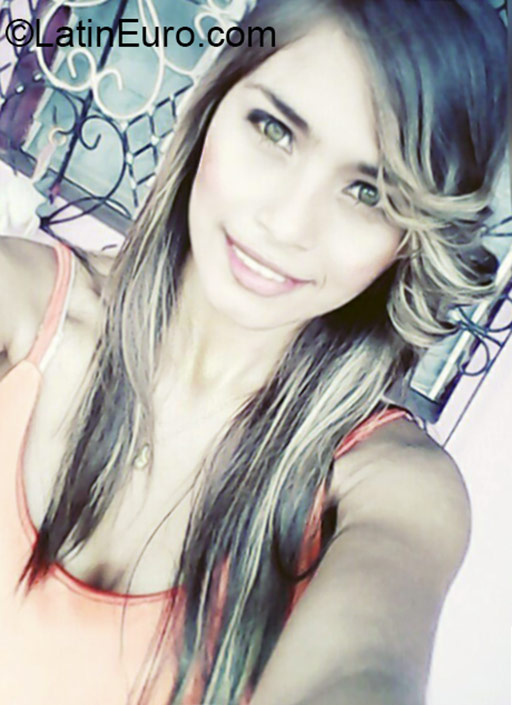 Date this beautiful Honduras girl Arlang from El Progreso HN1882