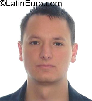 Date this sultry Austria man Robbie886 from Linz AT52