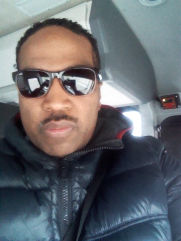 Date this hard body United States man Bunchkalexis from Middletown US16883