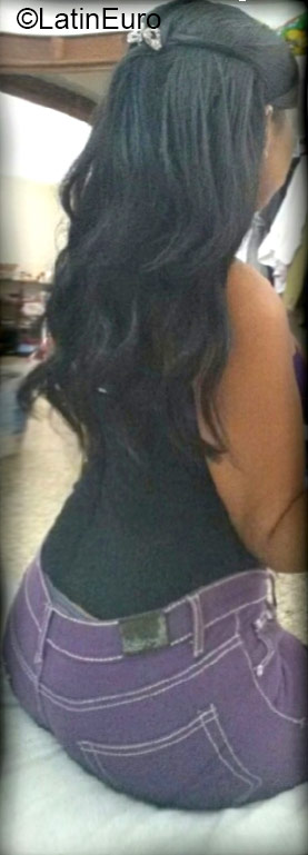 Date this georgeous Dominican Republic girl Cindy from Santo Domingo DO24479