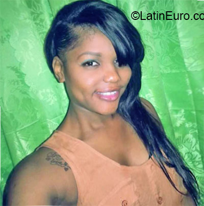 Date this beautiful Jamaica girl Arianna from Kingston JM2251