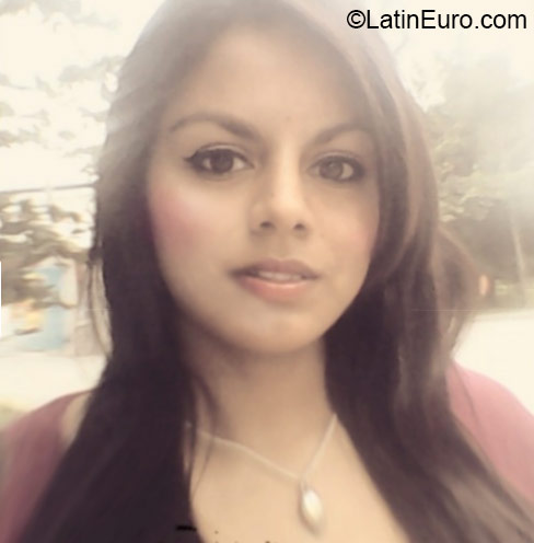 Date this stunning Honduras girl Fernanda from Tegucigalpa HN1933