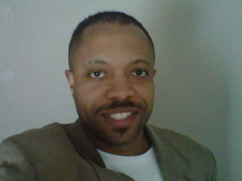 Date this tall United States man Samir228 from Detroit US16907