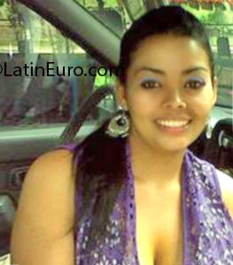 Date this voluptuous Panama girl Dana from David PA853