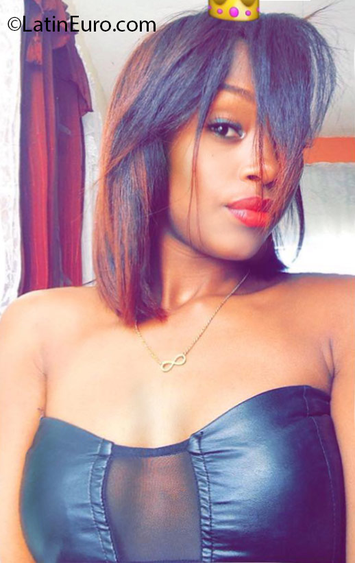 Date this exotic Dominican Republic girl Joane from Santo Domingo DO24641