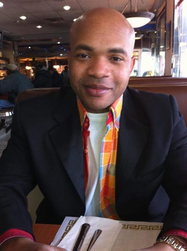 Date this voluptuous United States man Michael from Irvington US16956