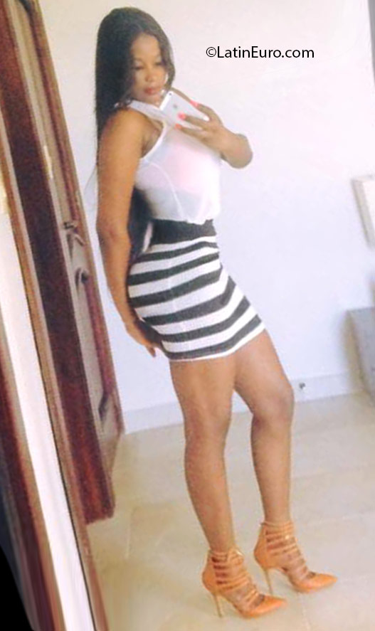 Date this cute Dominican Republic girl Irany from La Romana DO24703