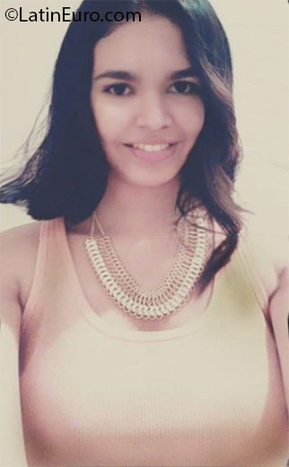 Date this sensual Honduras girl Alejandra from Tegucigalpa HN1982