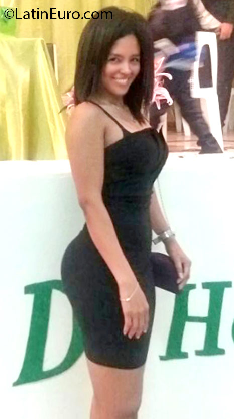 Date this voluptuous Honduras girl Karla from Tegucigalpa HN1985