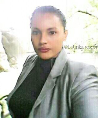 Date this funny Honduras girl Suyapa from San Pedro Sula HN2167