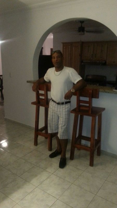 Date this beautiful United States man George from Houston US16967