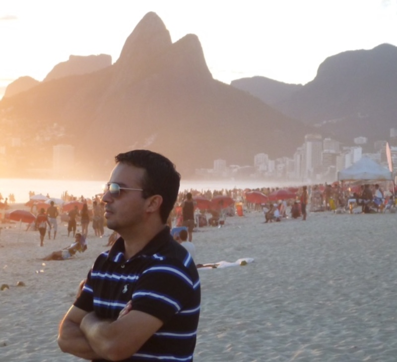 Date this sultry United States man Roberto from Dallas US16992