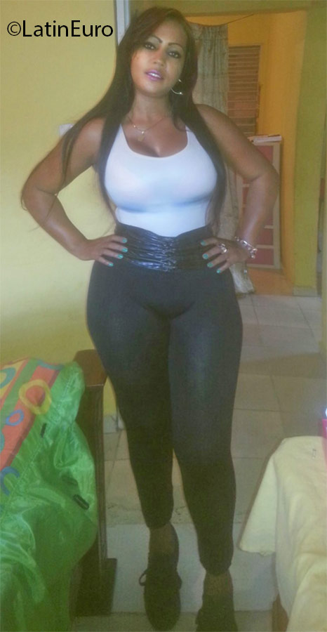 Date this georgeous Dominican Republic girl Rosa from Santiago DO24843