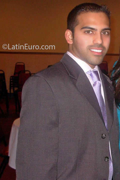 Date this young United States man AliNYEEUU from New York US17025