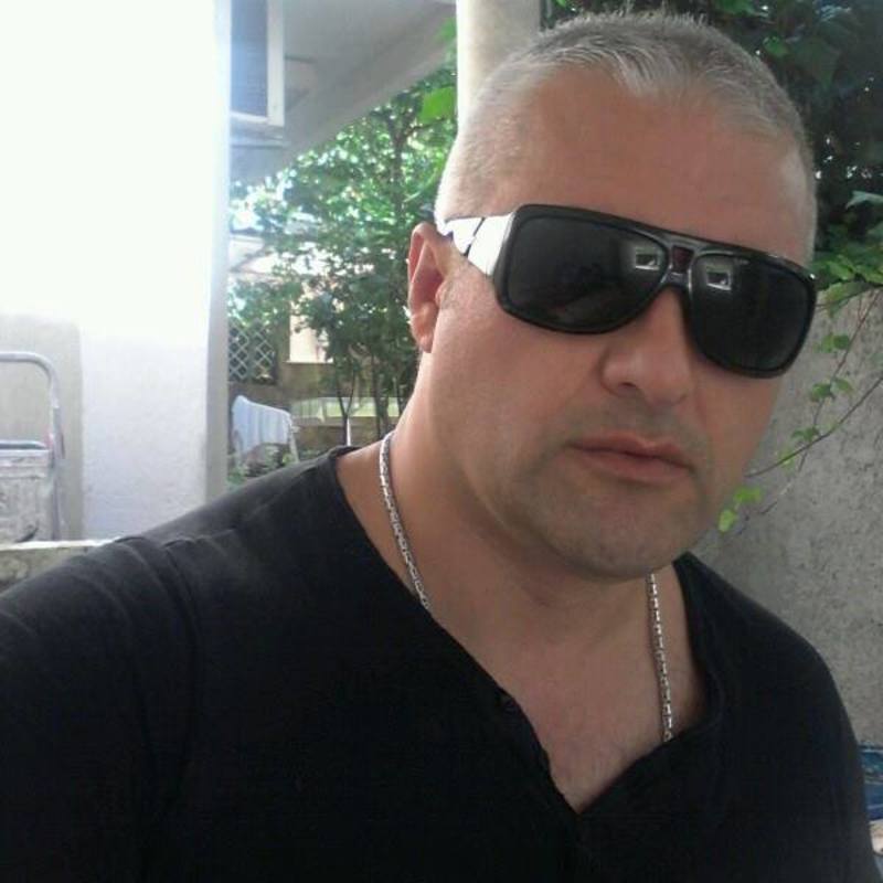 Date this attractive United States man Capt. from Maryfield US17044