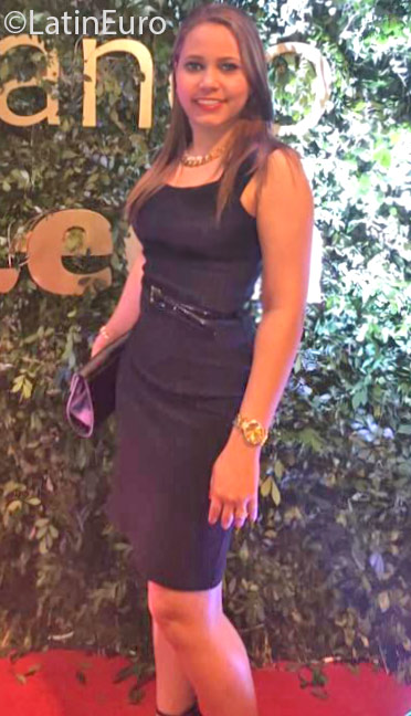 Date this exotic Dominican Republic girl Madelin from Santiago DO25000