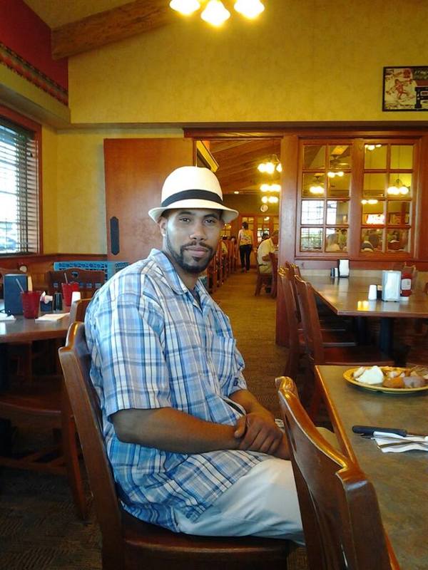 Date this georgeous United States man Jovan114 from Salt Lake City US17179