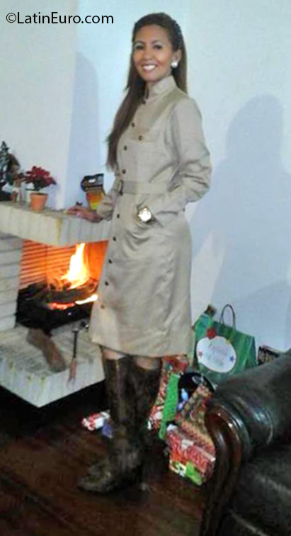 Date this hot Venezuela girl Maria from Caracas VE660